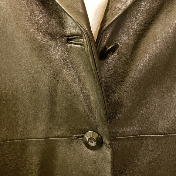 Wilsons Leather Black Button Front Coat, plus size - Picture 4 of 8